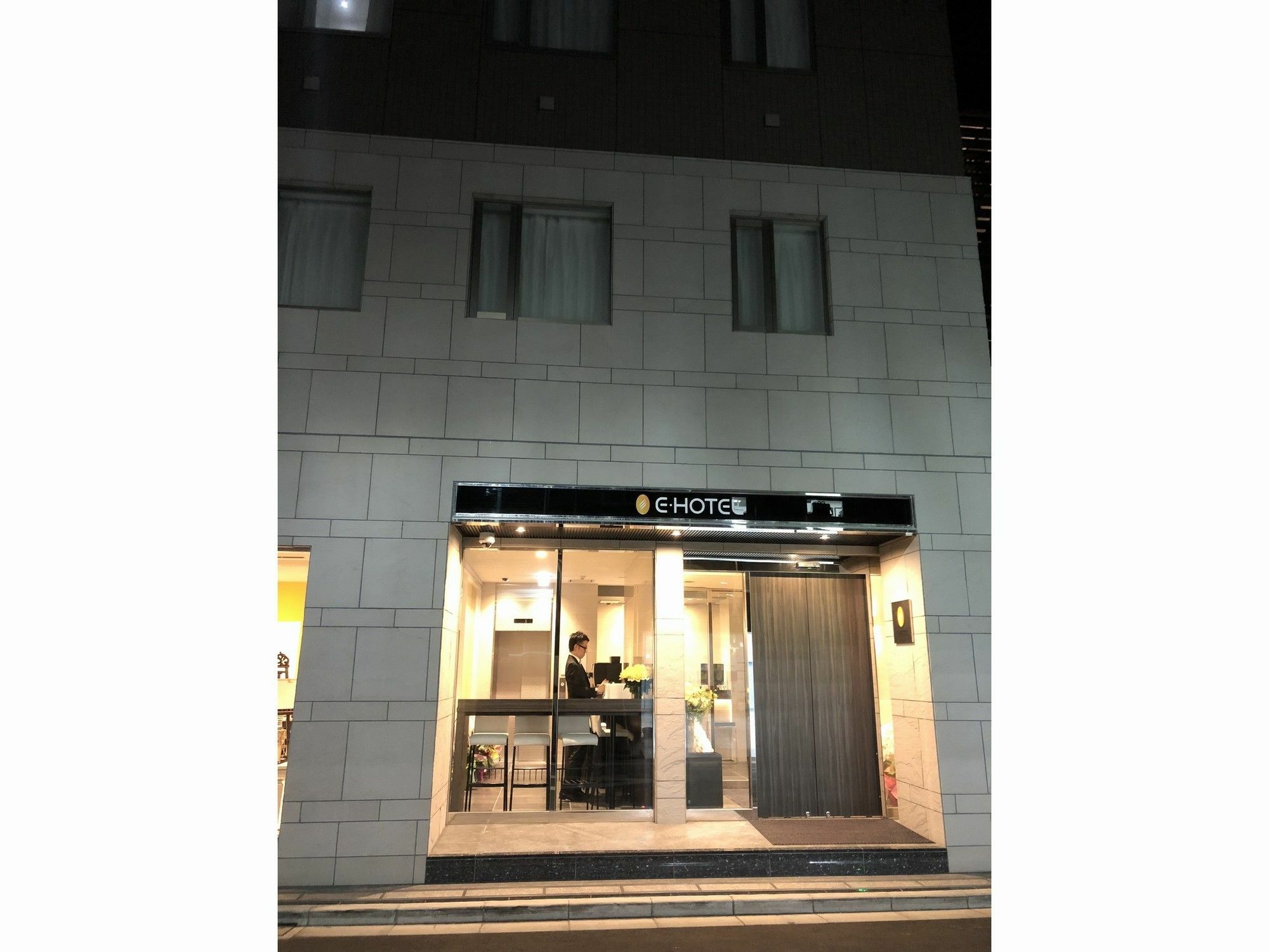 E-Hotel Ginza Select Tokyo Exterior photo